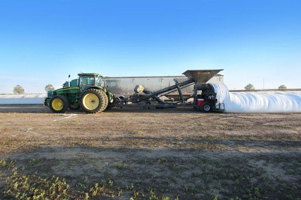 Loftness | Grain Bagging | Truck Unloading Augers for sale at Kings River Tractor Inc.